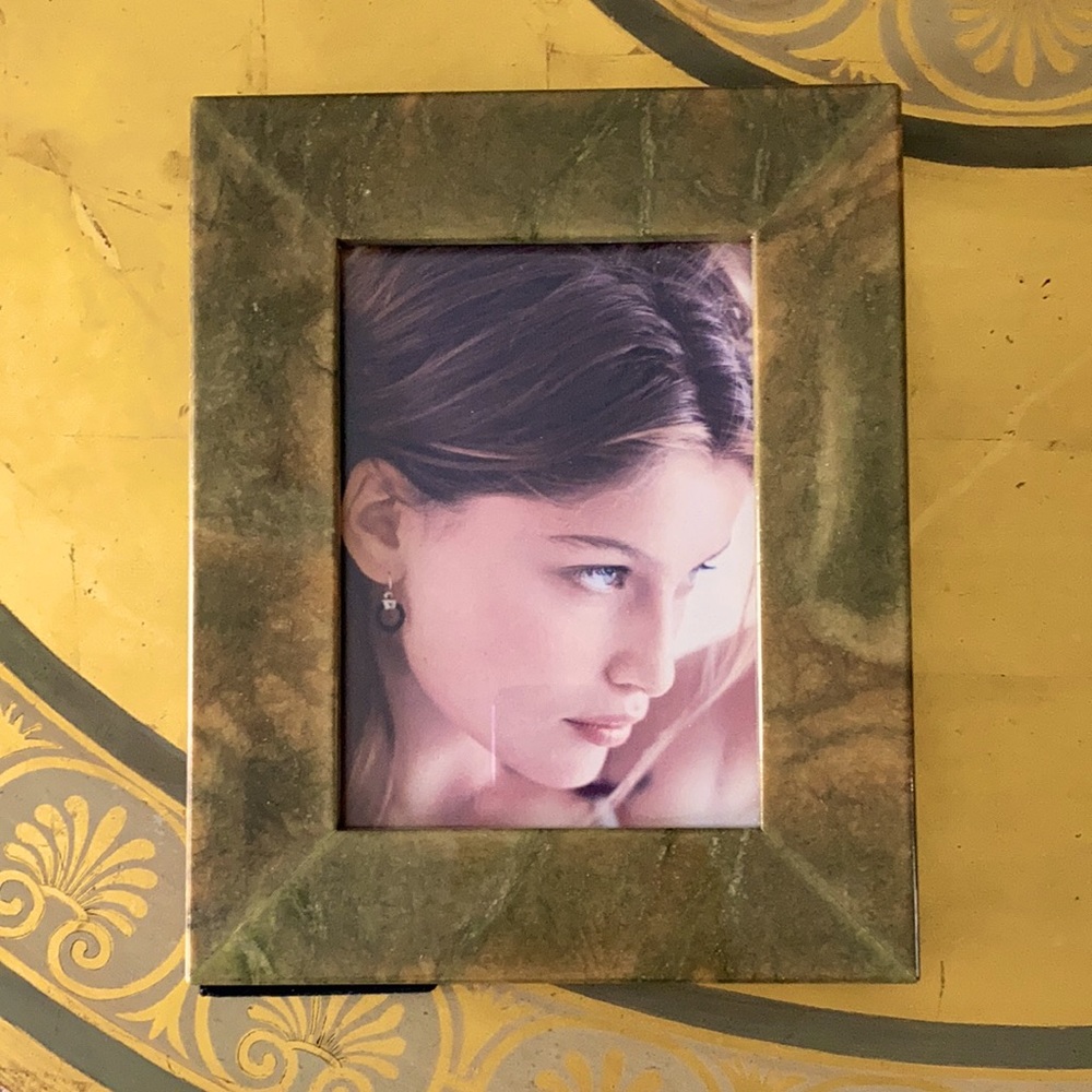 Marble picture frame
